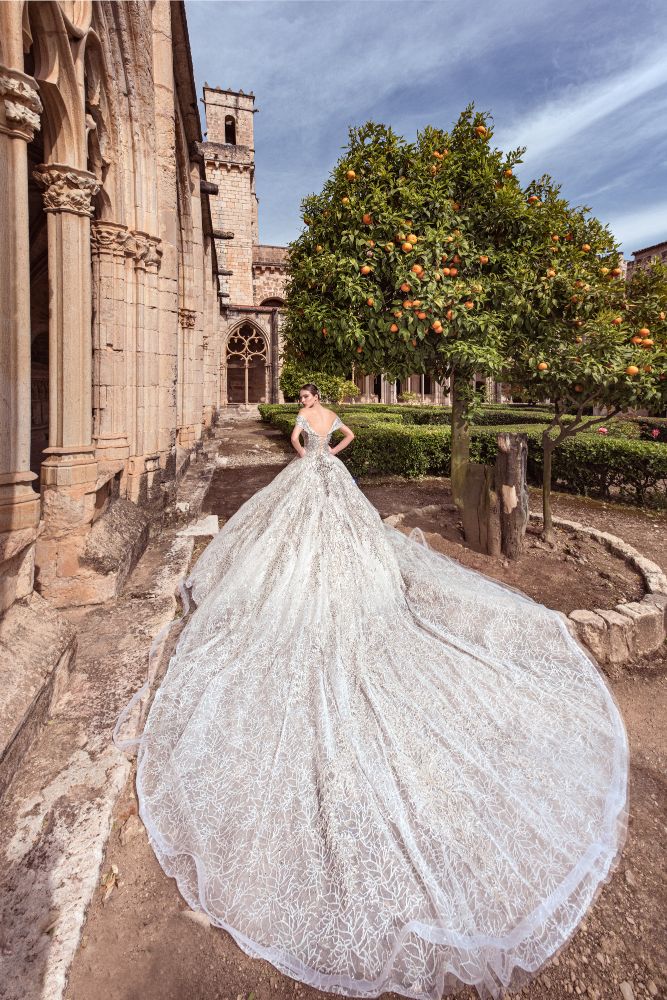 世界顶级婚纱高级定制,婚纱高级定制设计