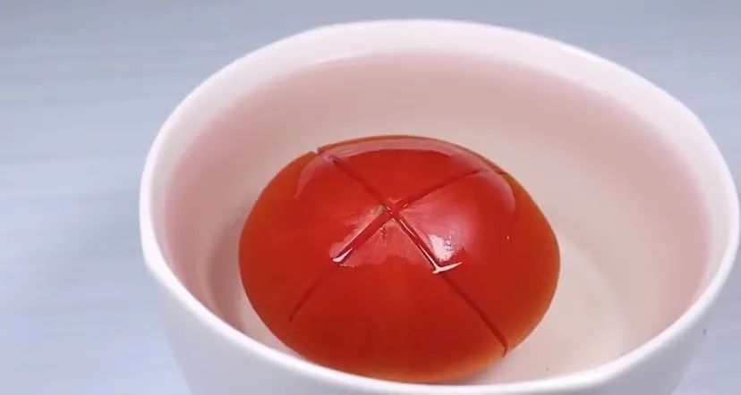 整个鸡蛋蒸蛋的正确做法,怎么样做蒸鸡蛋不是水蒸蛋