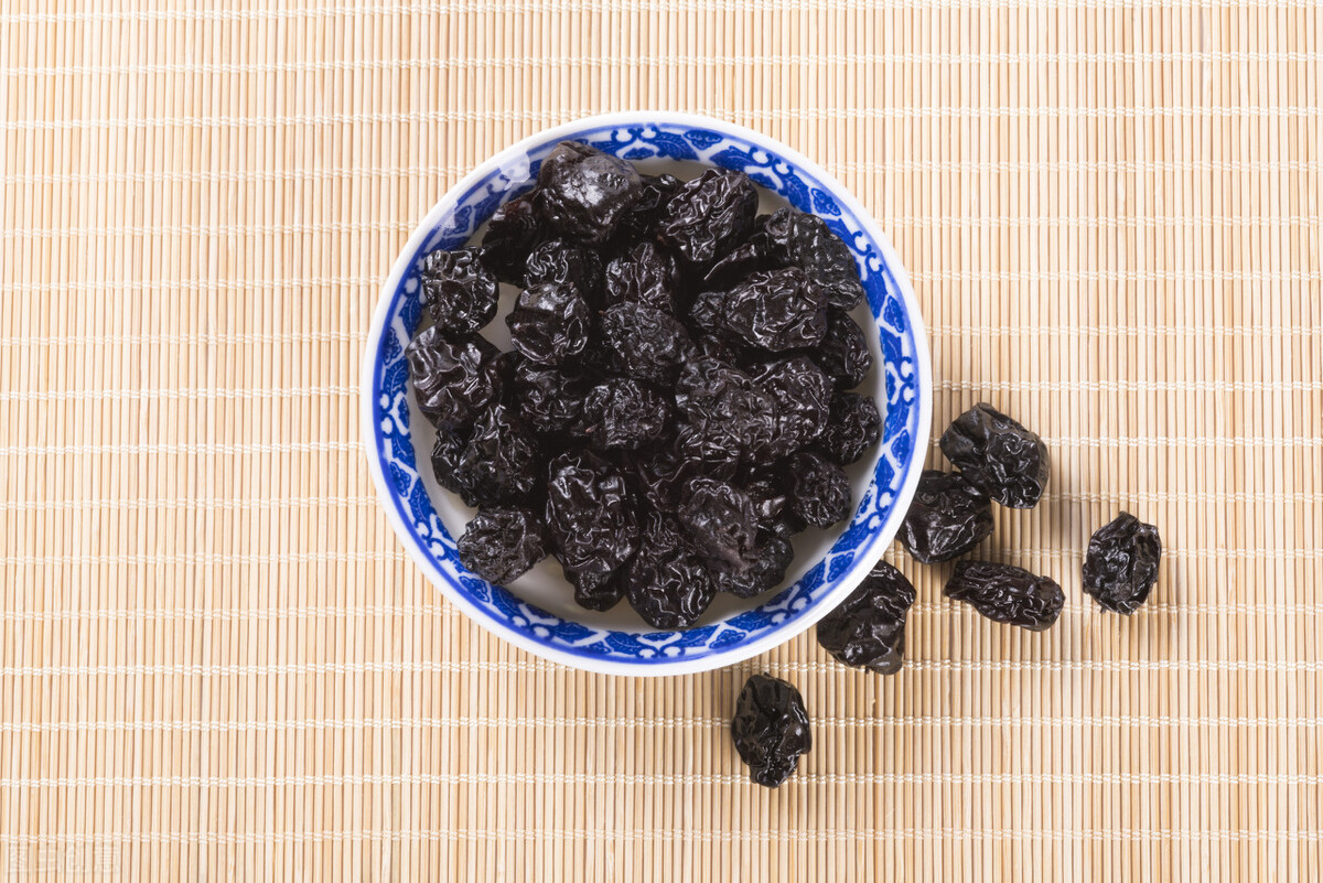 贫血应该吃什么补上来,贫血应该多吃哪几种食物