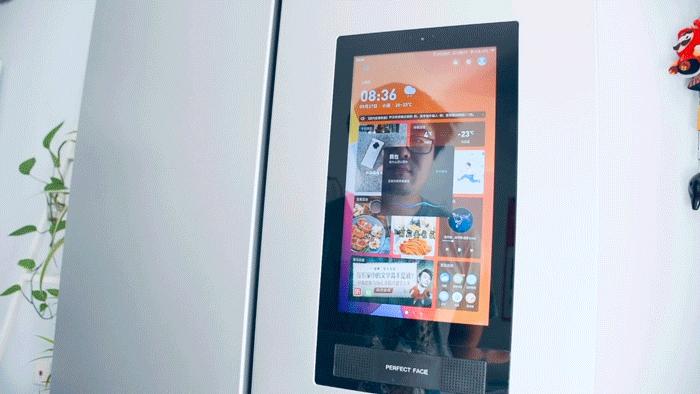 冰箱门内嵌触控屏，451L大空间，全屋家电互联，这款冰箱真秀