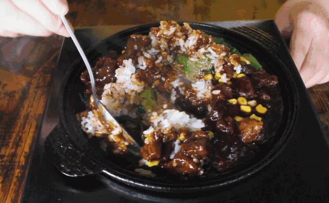 有哪些美食比较残忍,那些残忍美食