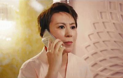 曾被劝整容，坚守姐弟恋，36亿喜剧女王马丽逆流而上自有精彩