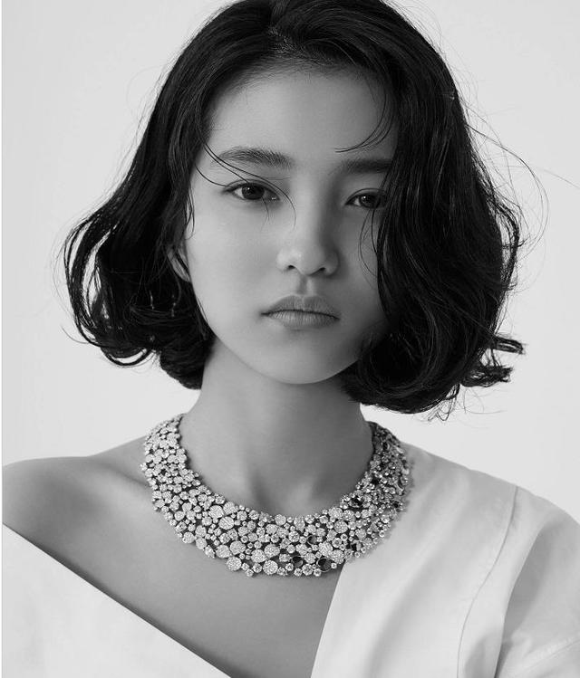 大方脸修饰脸型的发型,细软脸型方形适合什么发型