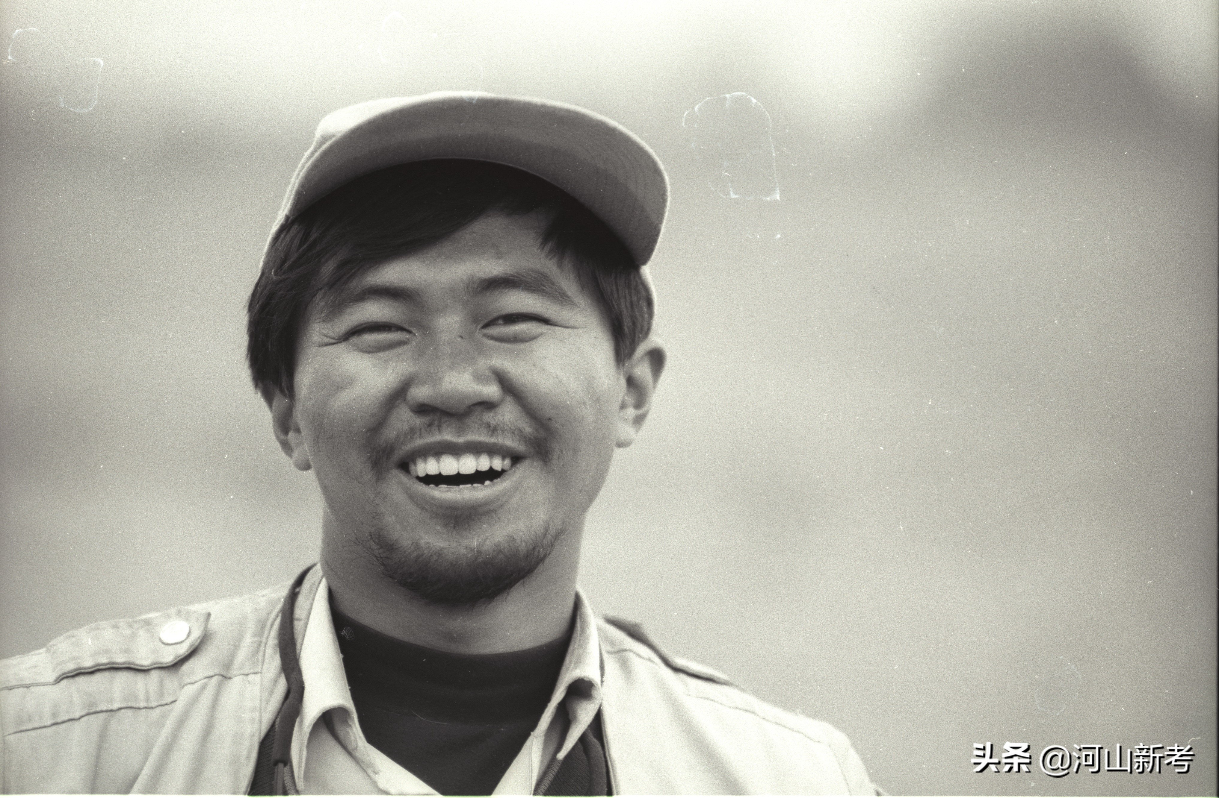 二十个男人和一条江（附：每个队员大头照）