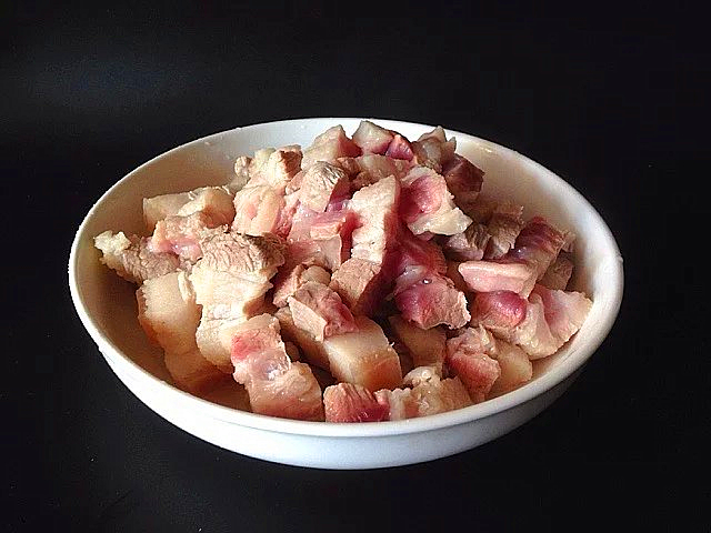 老笋烧肉的家常做法,鲜笋炒肉春日里最爱的一道菜