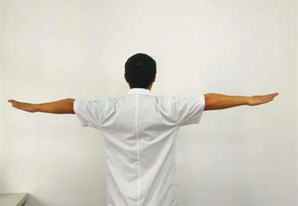 肩周炎肩膀疼一招立马解决,肩周炎疼痛难耐怎么解决