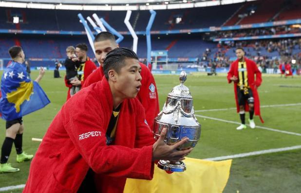 “我就是这一块独一无二的好料”：足球少年追梦受阻背后