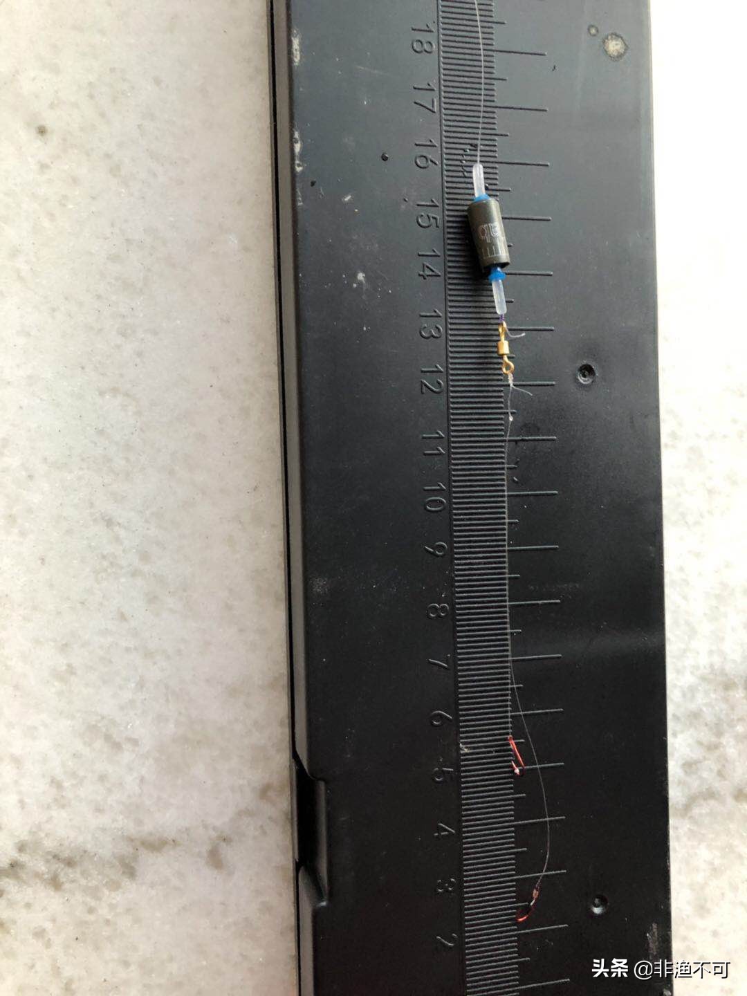 钓鱼钓半水怎么调漂,钓鱼调半水鱼漂