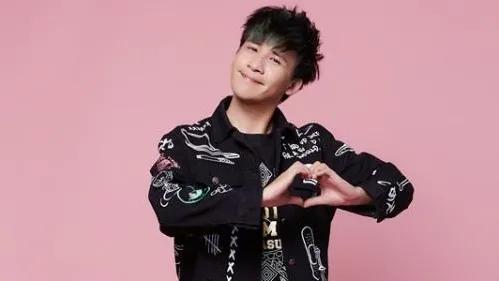 看似绝情的人其实最深情,看似轻浮