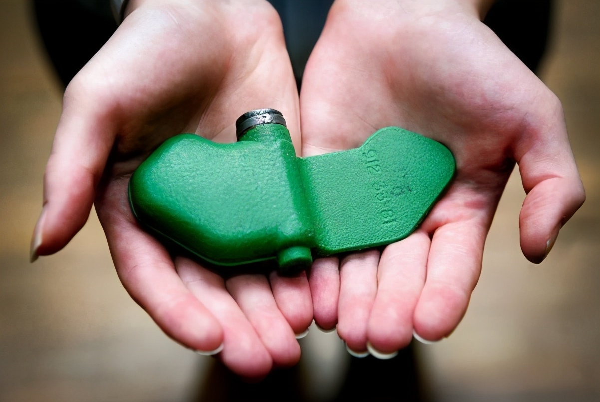 这种“蝴蝶”很是美丽，却让无数人缺胳膊断腿，至今都没办法解决