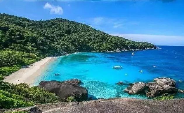 泰国留学,在泰国生活的外国人这么多,都在做些什么?