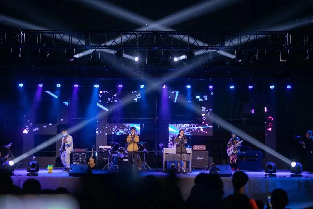 天津英华国际学校音乐节天天向上,天津英华音乐节完整版