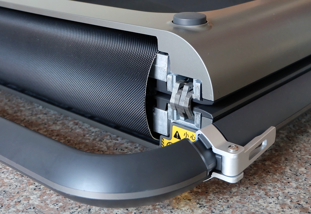 金史密斯r1和r2跑步机哪个好,金史密斯r1跑步机能折叠多少次