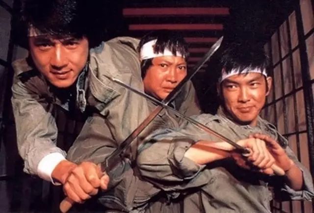 谁是影坛第一人,成龙个人经历