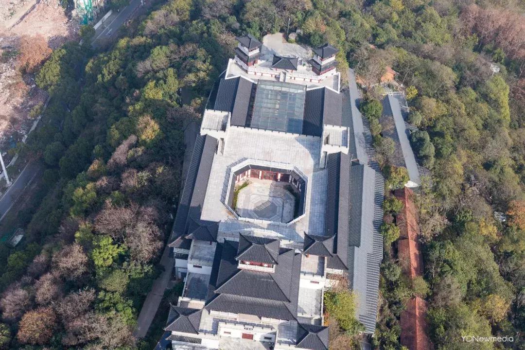 浜氭床鏇剧粡绗竴楂樺,浜氭床绗竴妗呮潌