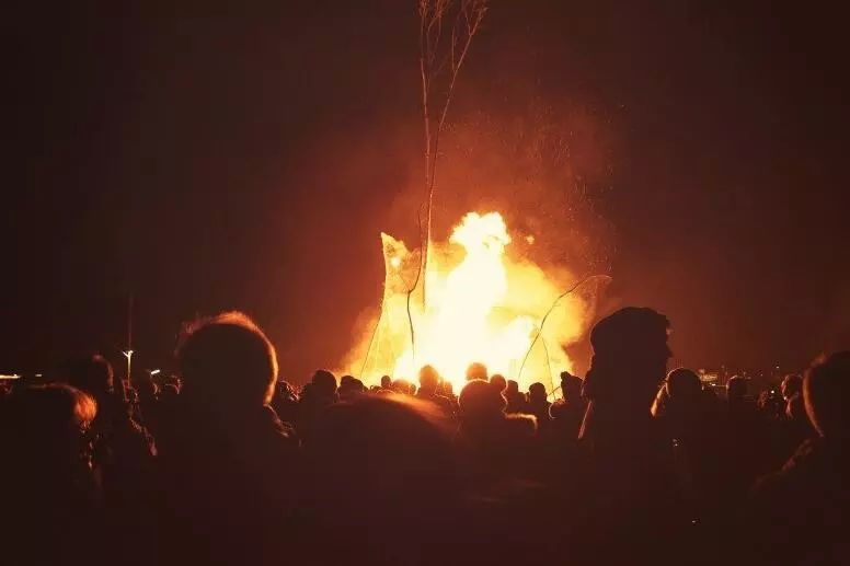 入冬手脚冰凉的女人怎么调理,孕妈冬天脚冷怎么办