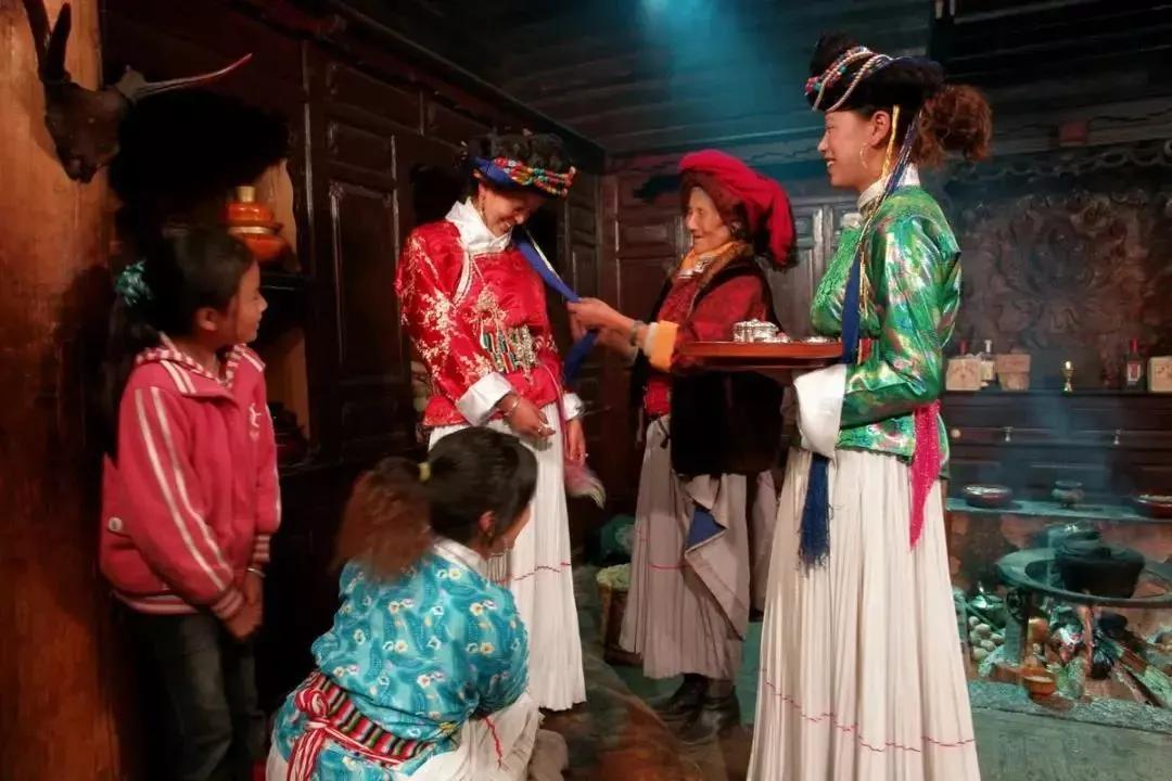 丽江到梅里雪山小众路线,丽江周边最小众的雪山