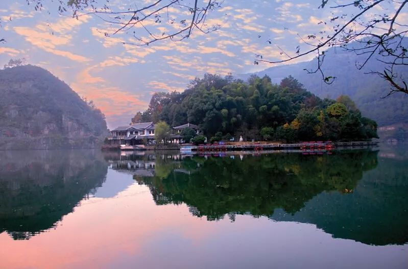 浙江杭州西湖富春江新安江千岛湖,新安江富春江千岛湖自驾游路线