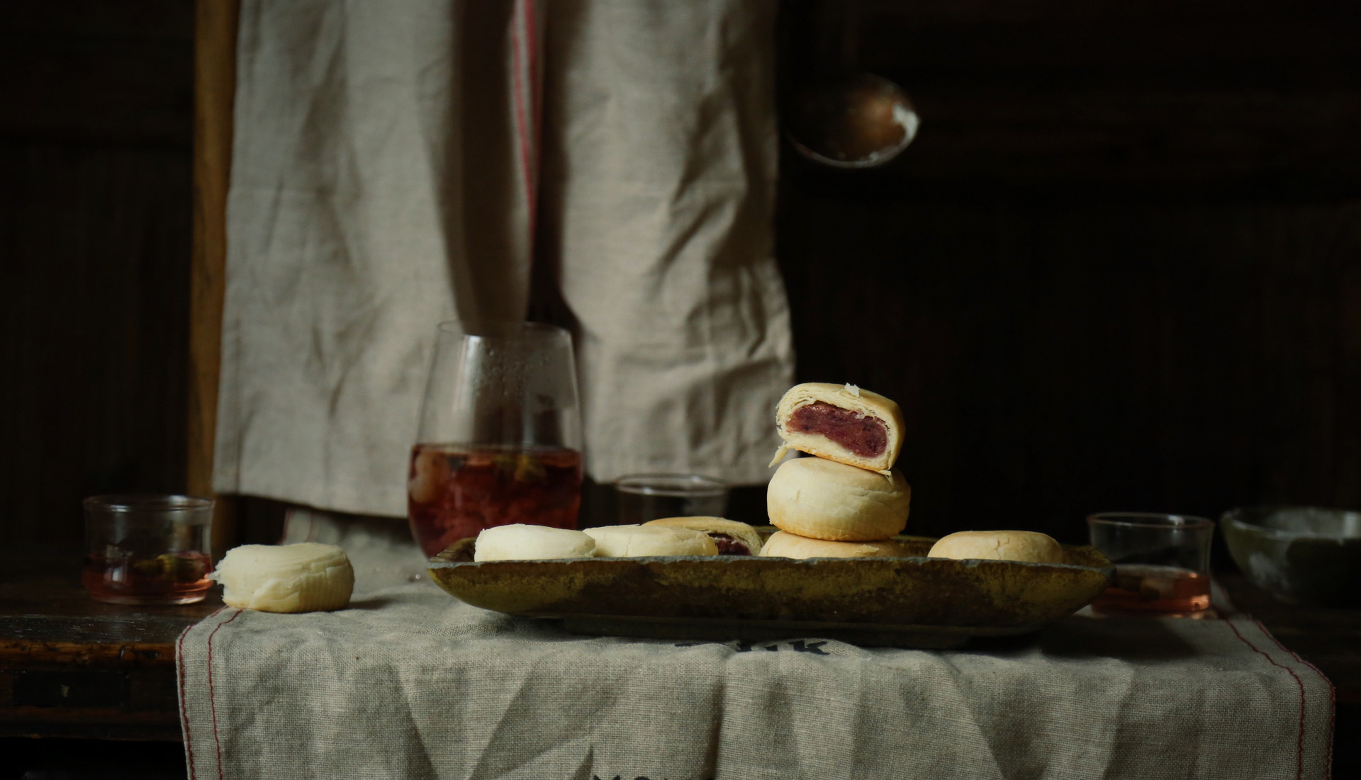 云南除了鲜花饼还有哪些特色,不去云南也能吃上新鲜的鲜花饼