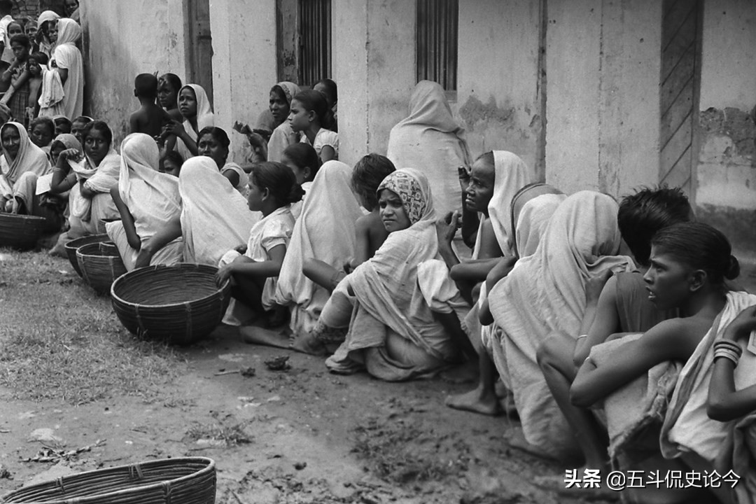 印度武器掌心虎爪,印度发明女性防身神器