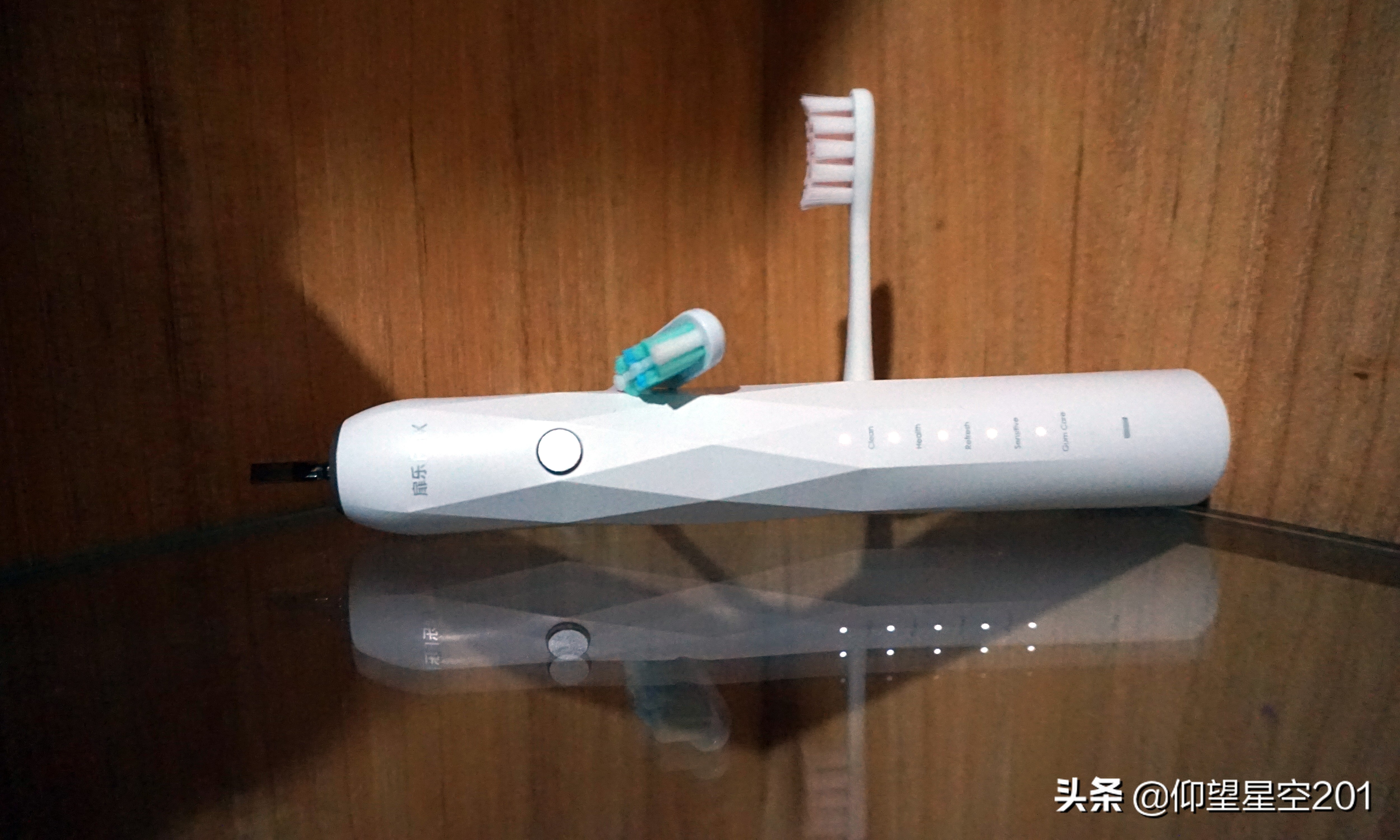 不伤牙的扉乐电动牙刷体验如何,扉乐电动牙刷测评（杀菌烘干篇）