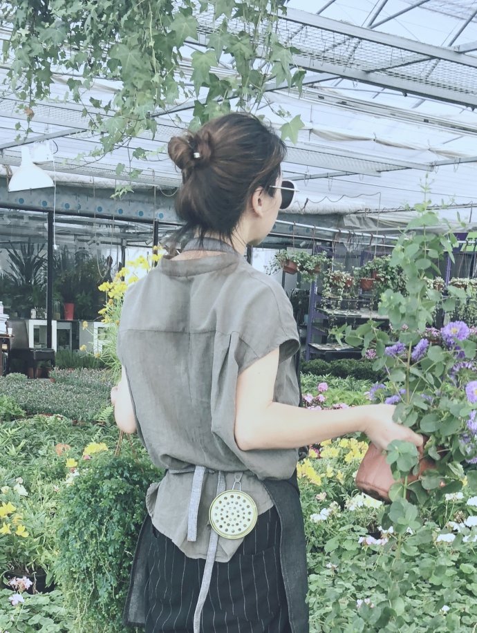 花园里防蚊子,在花园里劳作