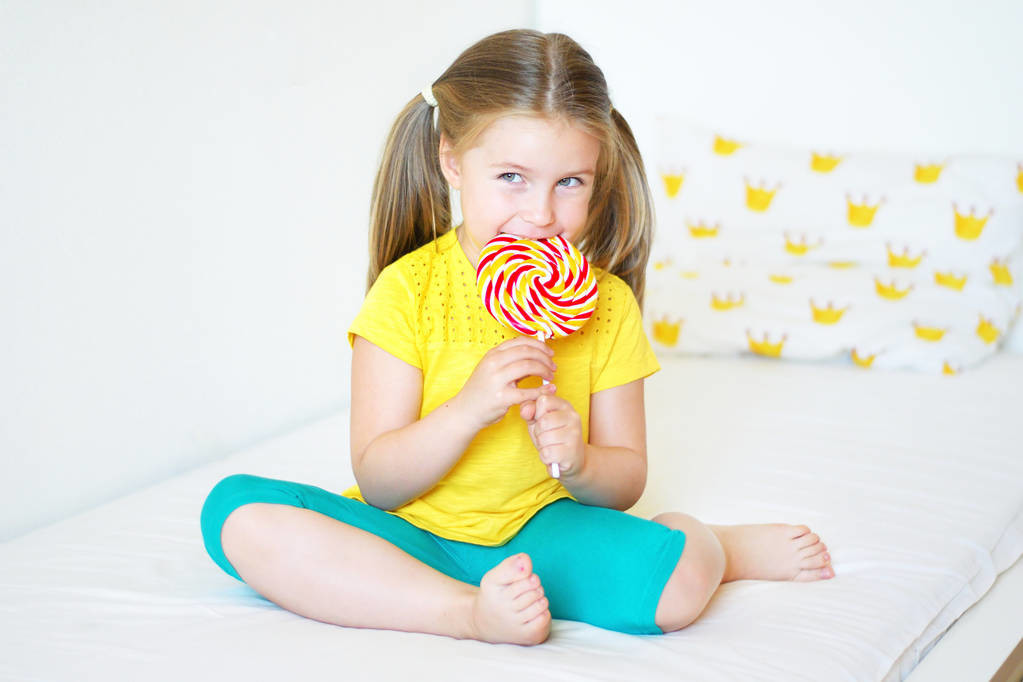 日本的小孩吃零食,日本孩子每天吃的食物