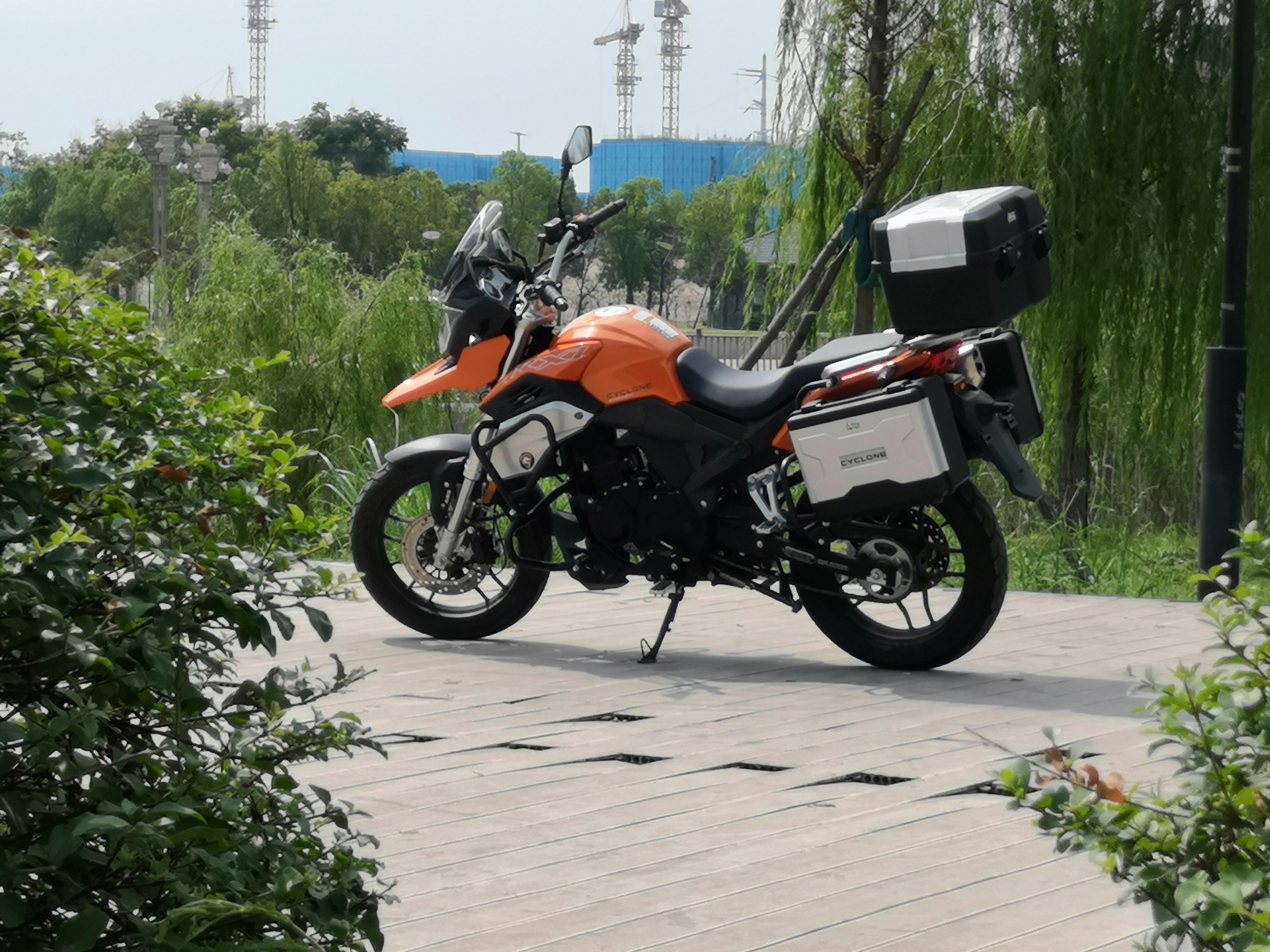 鏈敯cb500x鍜屽疂椹琭700gs,f700gs涓巆b500x