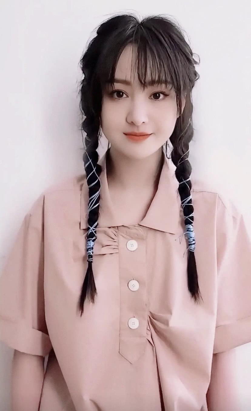 郑爽成为到货主播?携手央视主播共同助力户湖北,爽妹子无敌了!