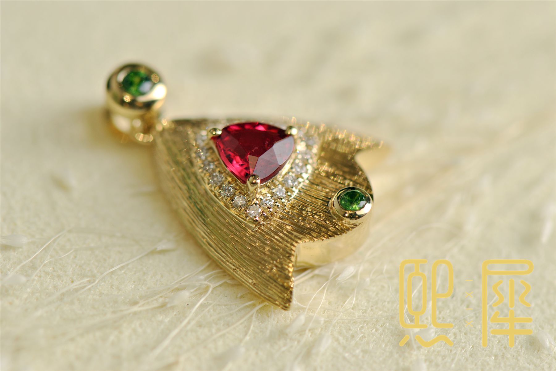 黄金除了要保养还要做什么,黄金如何去金店换比较划算