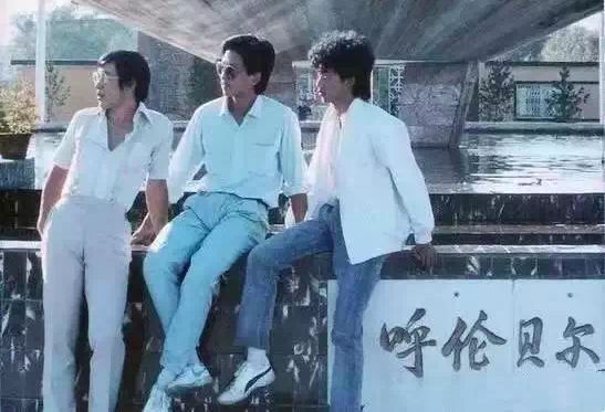 疫情过后白岩松最想做的三件事,白岩松疫情直播什么频道