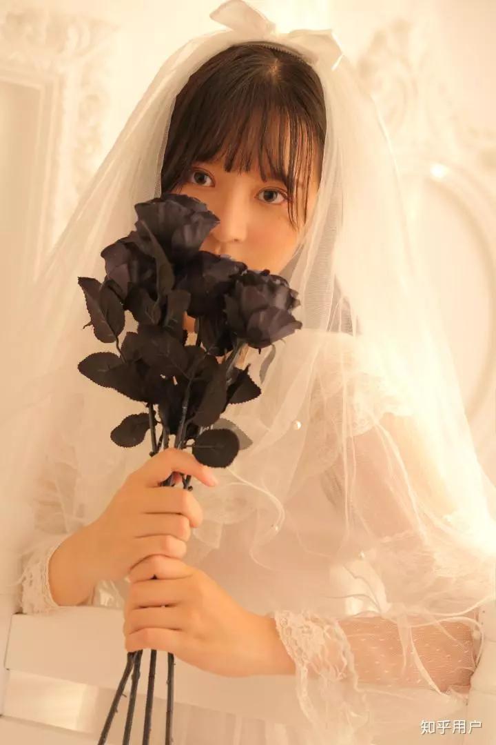 从丑小鸭到白天鹅的经历了什么,从丑小鸭到白天鹅蜕变