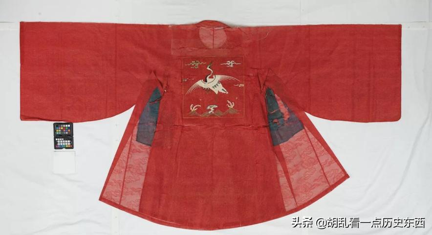 明明穿的是汉服为何说成是和服,历史上真正的韩服由来