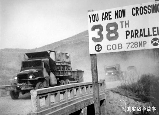 战争故事：志愿军战士被弹片削掉命根子，他在深夜悄悄拔掉输血管