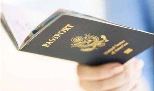 更换新护照后澳洲的签证怎么弄,更换护照上面的工作签证怎么办