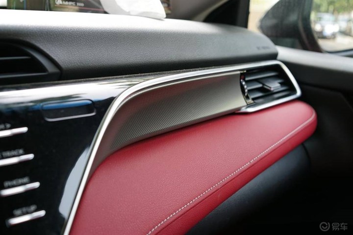 八代凯美瑞运动版红内饰,八代凯美瑞运动版电光宝石绿