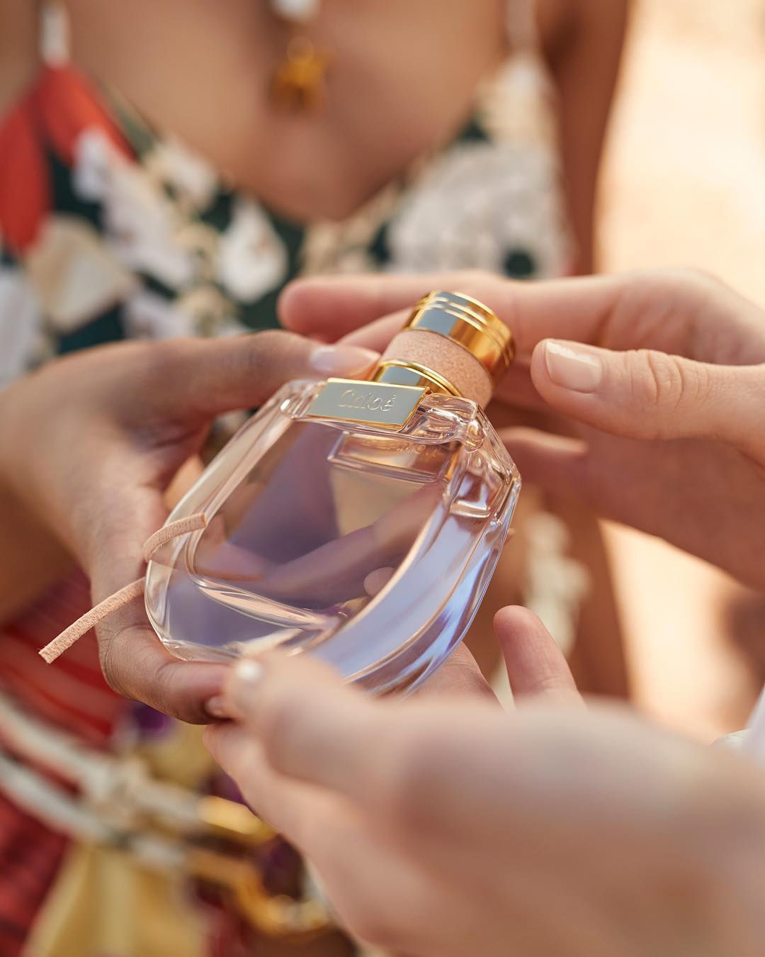 杨幂chloe衣服,杨幂唐嫣elle