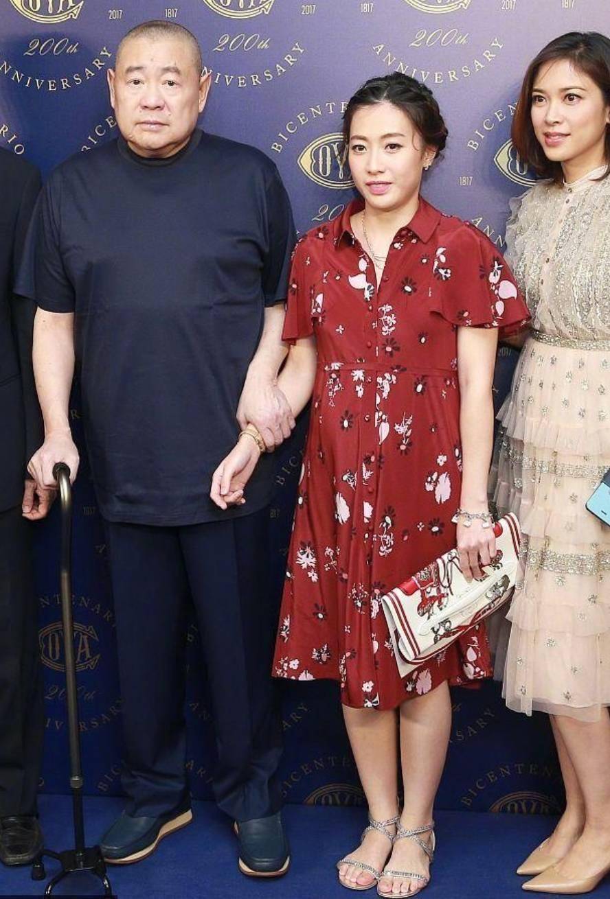 刘銮雄拍卖珍藏110瓶酒,刘銮雄拍卖76只爱马仕