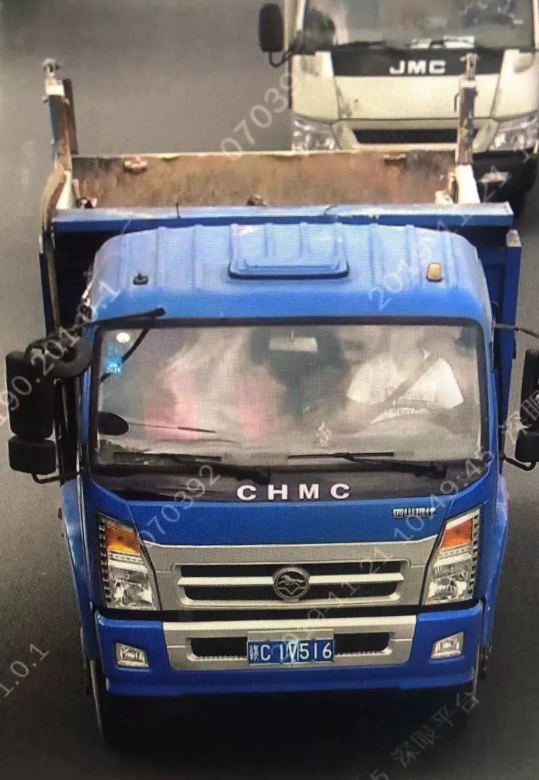 抓拍的变造机动车号牌怎么处罚,伪造变造机动车号牌的扣几分