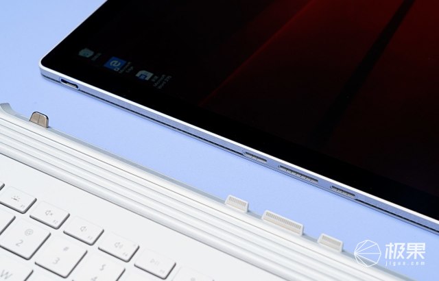 ipad和苹果笔记本电脑的区别,有一台电脑了还要买ipad吗