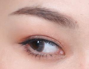 新手也能快速画好的日常眼妆,眼妆教程手把手教你画眼妆