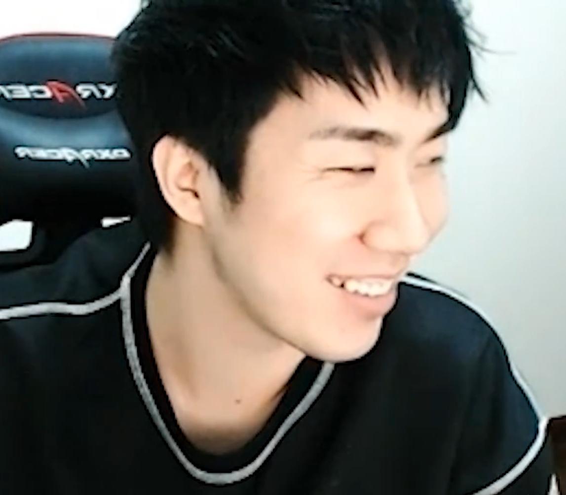 英雄联盟骚男5杀,骚男lol五杀视频