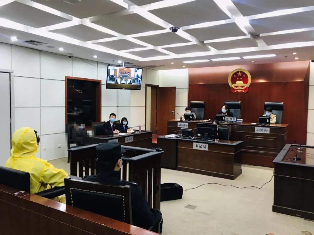 你有没有被网恋骗过,你以为你是在谈恋爱吗