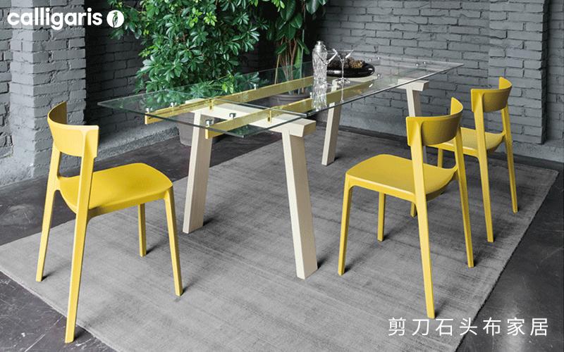 玻璃餐桌有高级感嘛,现代餐厅极简餐桌