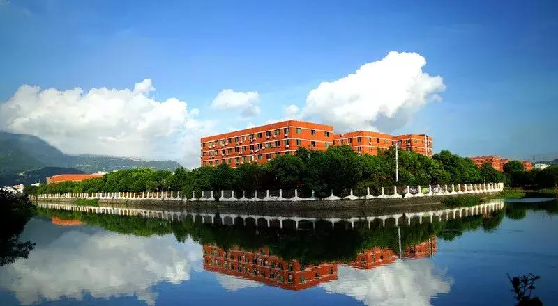 温州鹿城区最差的十所小学,整个温州地区最好的中学