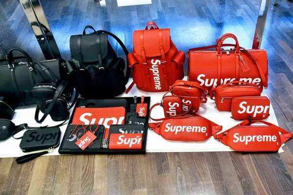 supreme为什么会这么的贵,supreme为什么有些便宜有些贵
