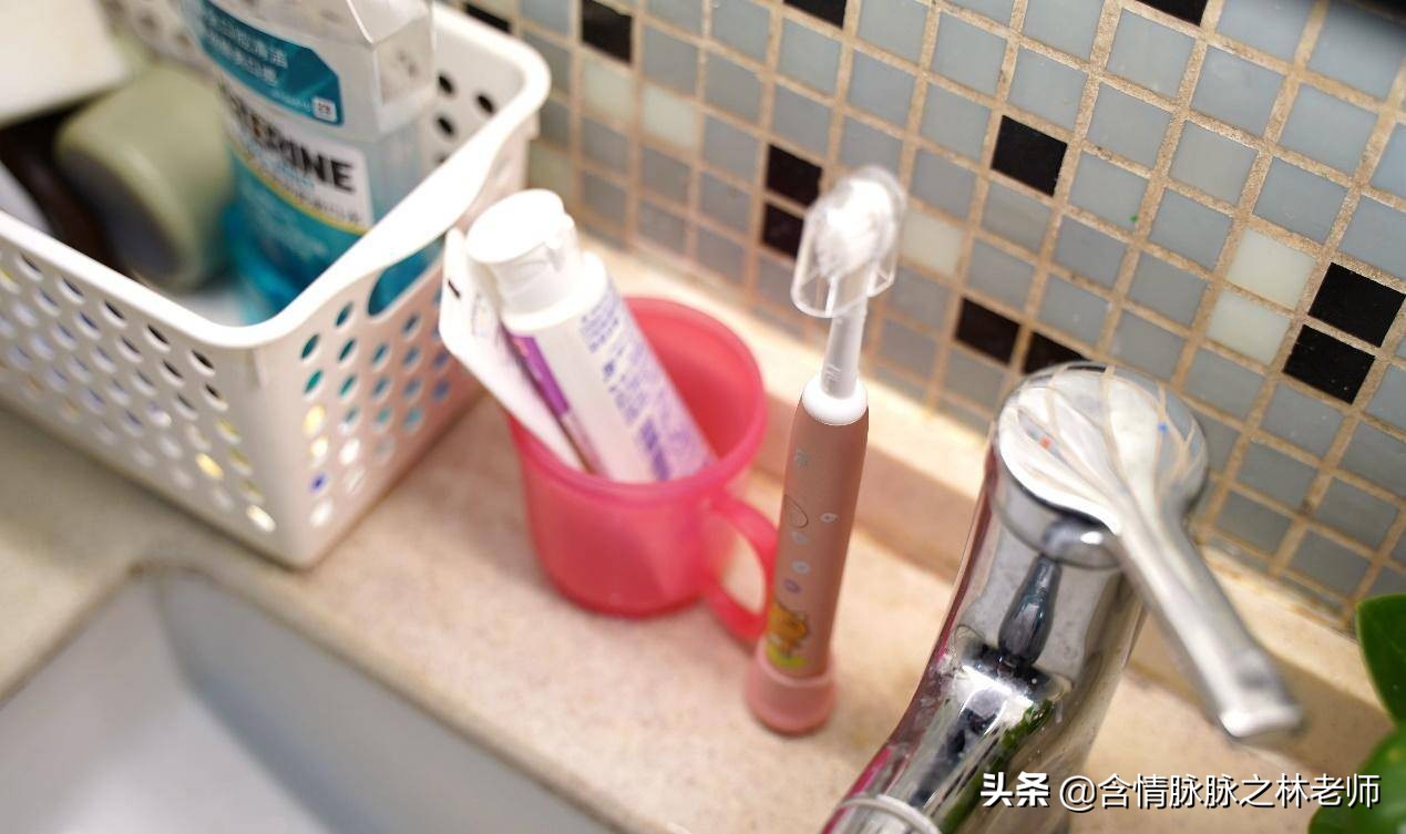 儿童电动牙刷哪个牌子好性价比高,舒客儿童电动牙刷的正确使用方法