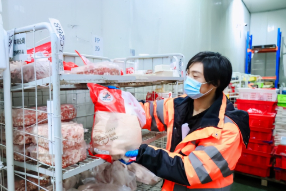 中小餐饮店引入数字化采购员快驴进货告别起早贪黑食材次日达