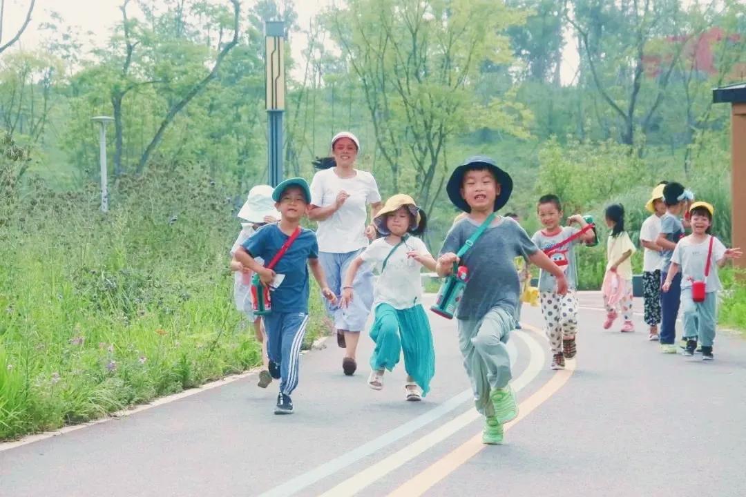 园区速递｜他们毕业了，我们看哭了……