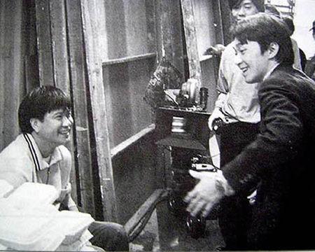 李修贤周星驰恩怨往事：演戏又不是力气活，你干嘛像狗一样卖力？